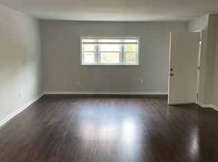 357 Hermitage St #1, Philadelphia, PA 19128