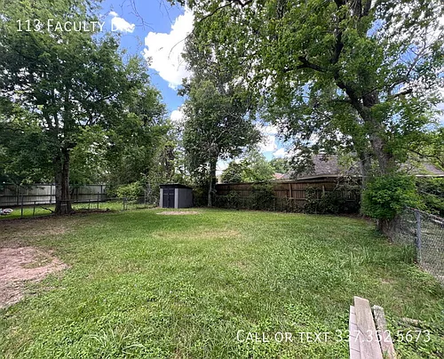 113 Faculty Dr Photo 1