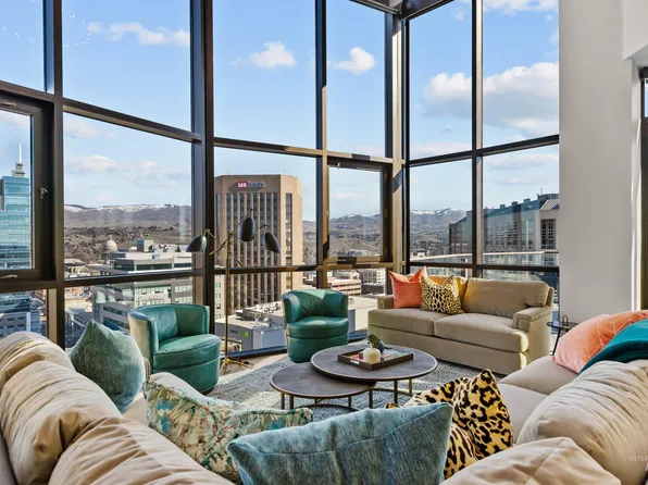 851 Front St #1701, Boise, ID 83702