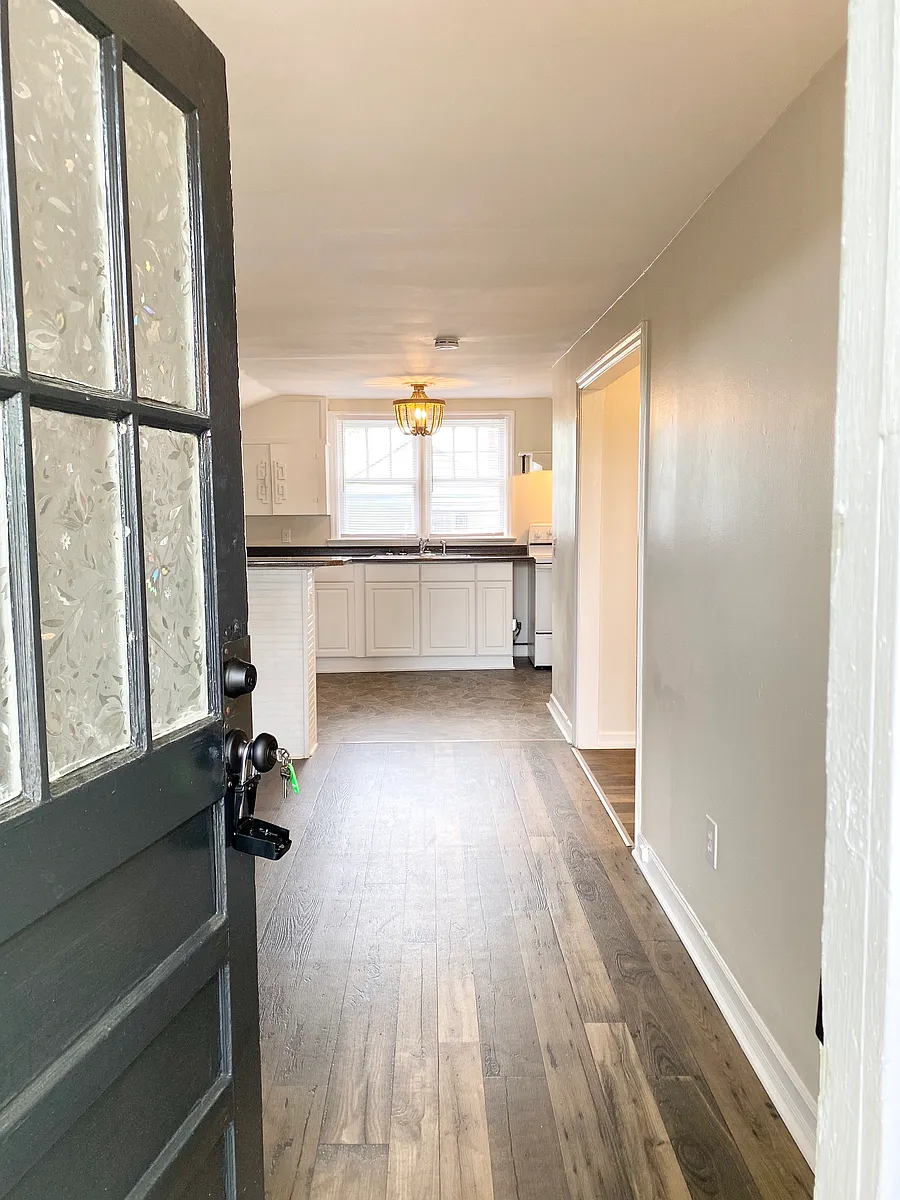 Building Photo - 5105 Georgia Ave #C