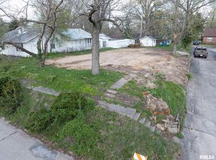 704 N 8th St, Mount Vernon, IL 62864