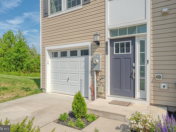 5th image of 1438 Onnesta Ct
