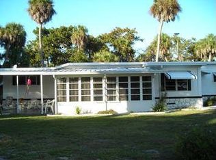 255 Thomas Ln, Moore Haven, FL 33471