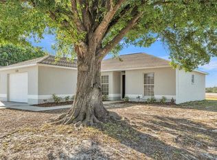 118 Weeping Willow Rd, Eagle Lake, FL 33839