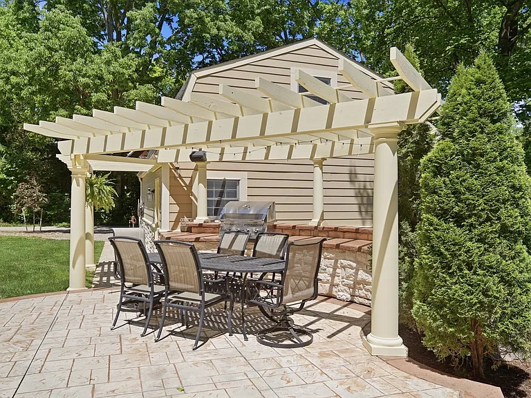 306 Harvard Ave — Photo 85