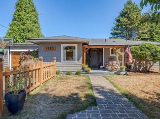 1183 Ocean Ter, Coos Bay, OR 97420