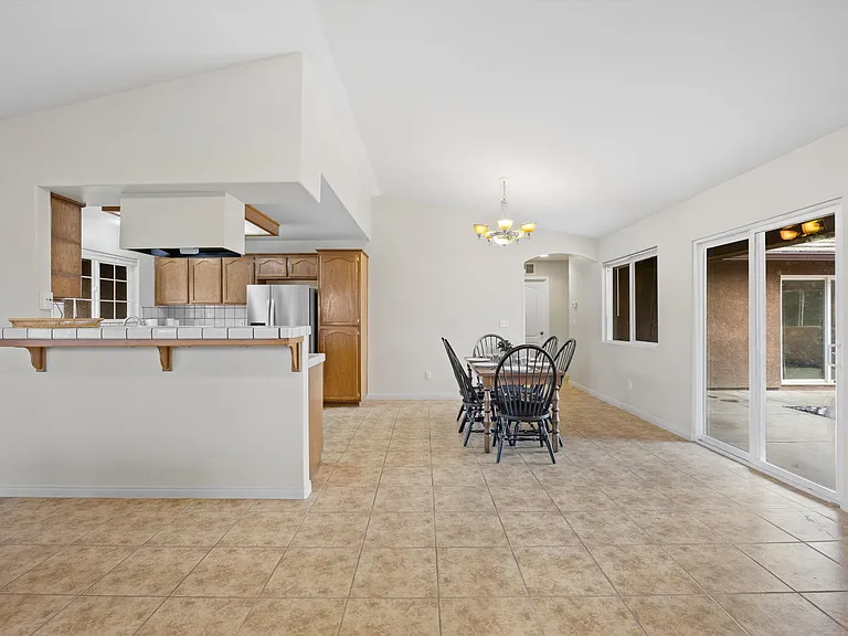 11610 Invidia Ct — Photo 17