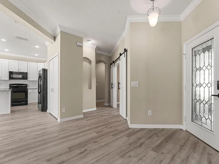868 Stonechase Ln — Photo 5