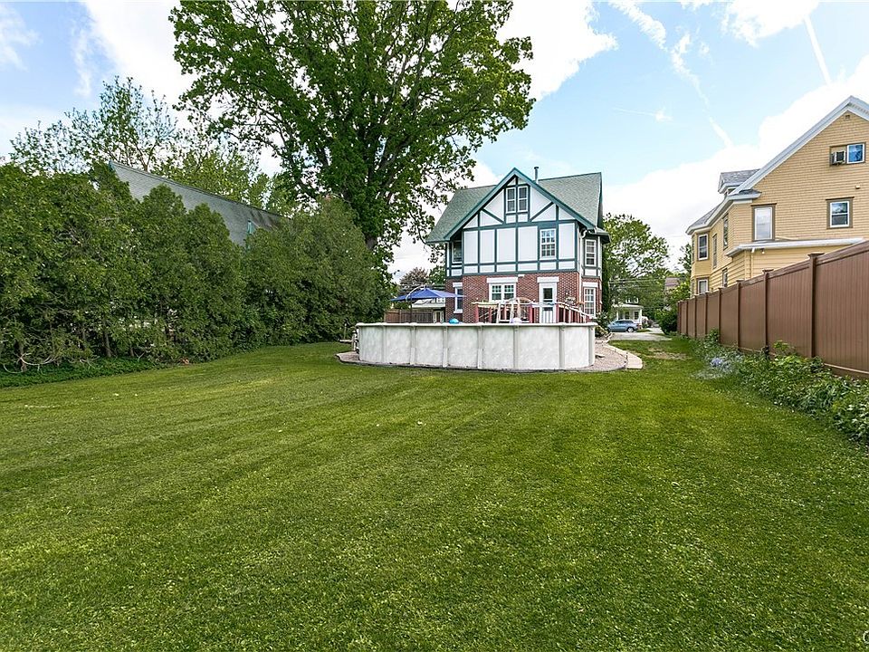 554 Main St, Oneida, NY 13421 Zillow