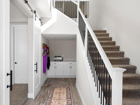 5th image of 415 Gooseberry Dr