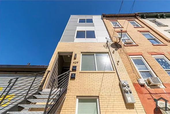 3 bed, 1500 sqft, $1,800 — Photo 2