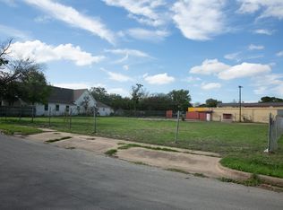 2808 N 19th St, Waco, TX 76708