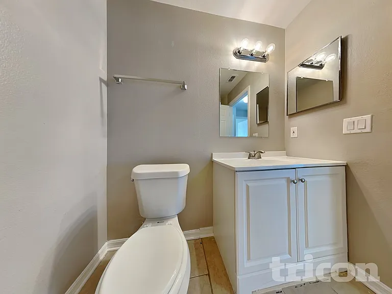 11621 Ivy Flower Loop — Photo 13