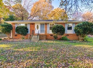 4404 Beckford Dr, Greensboro, NC 27407