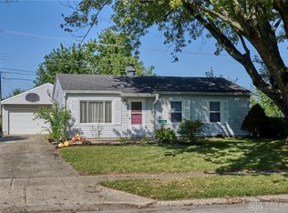 2105 Drake Dr, Xenia, OH 45385