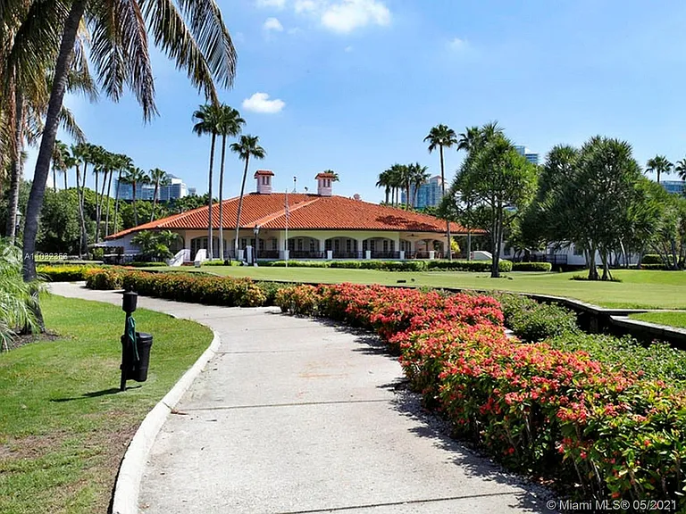 19126 Fisher Island Dr #19126 — Photo 44