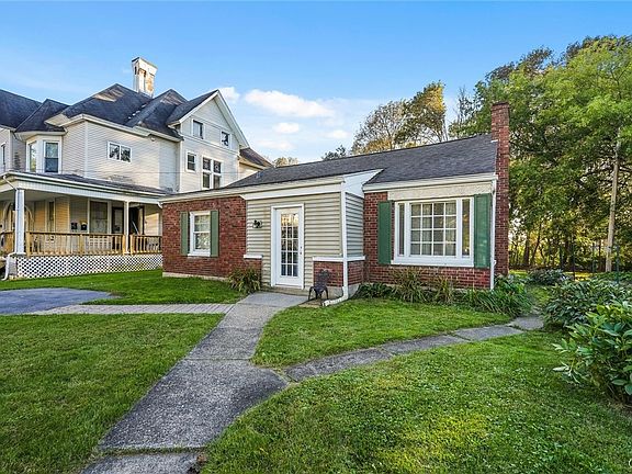4th image of 103 Ross Pl