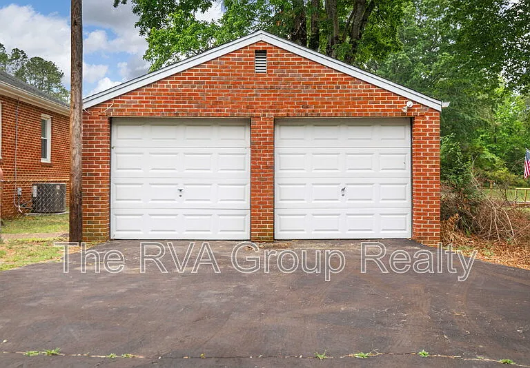 10530 Lambeth Rd — Photo 39