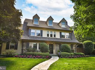 426 Vernon Rd, Jenkintown, PA 19046