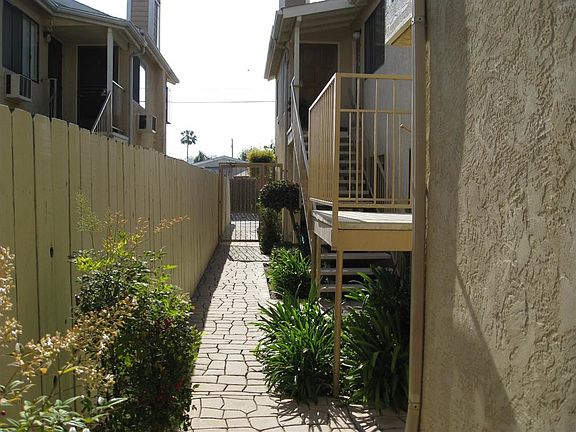 3rd image of 4378 Marlborough Ave APT 1