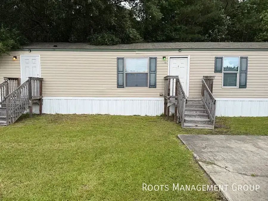 1st image of 320 Rae St Lot 121