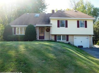 17 Highland Hts, Winthrop, ME 04364