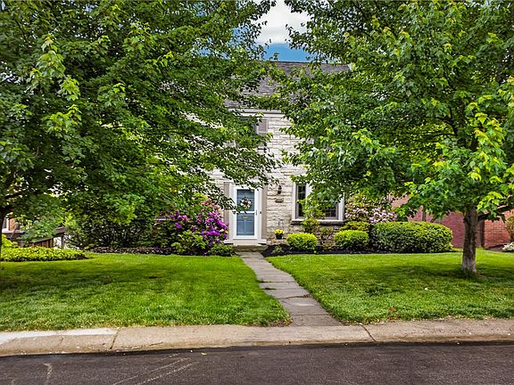 4th image of 612 Arden Ln