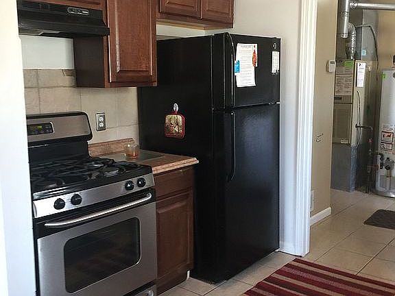 5th image of 27521 Tighe St
