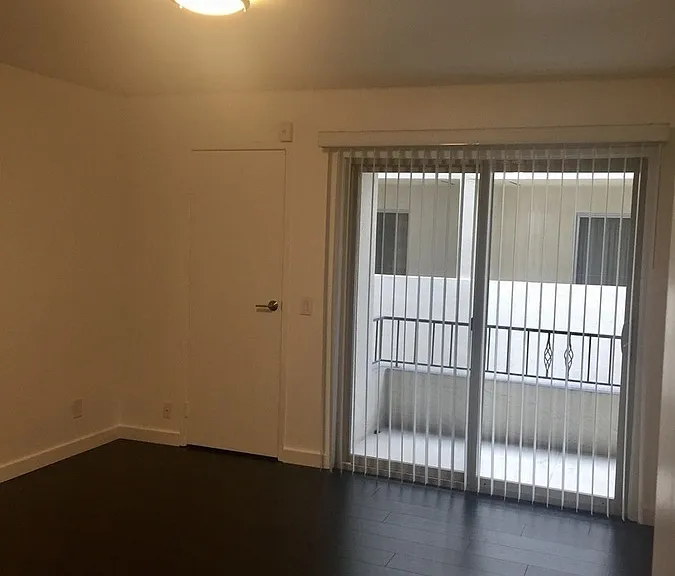 290 Lee Street — Photo 28