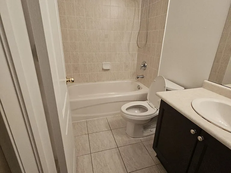 27 Frost King Ln — Photo 8