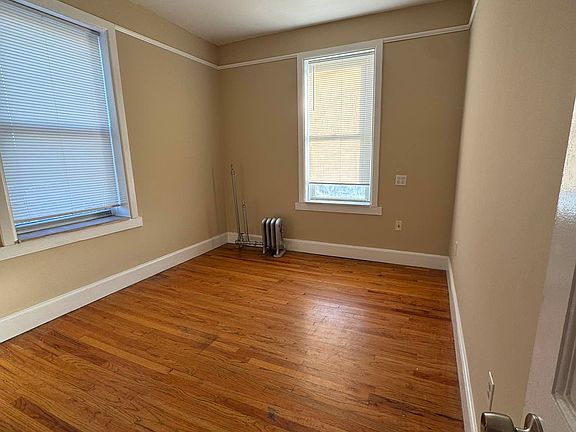 3rd image of 33-78 11th St #4F
