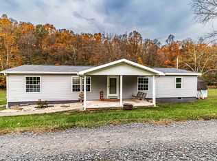 79 Front St, Wana, WV 26590