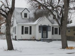 801 8th Ave W, Williston, ND 58801