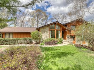 1545 Constitution DRIVE, Brookfield, WI 53045