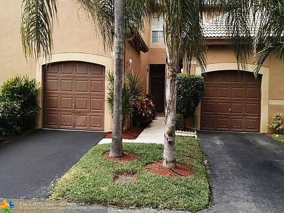 2nd image of 1381 Barcelona Way #2-26