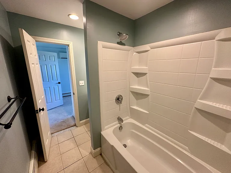 10 Curtis Ave — Photo 19