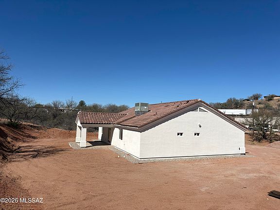 2nd image of 167 Entrada Ct