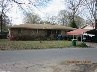 6 Hogan Dr, Little Rock, AR 72209