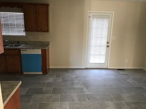 Large Dining area!