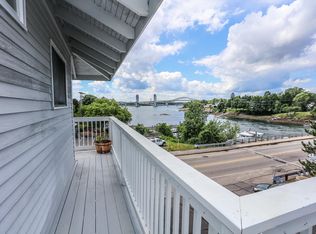3 Island Ave APT 5, Kittery, ME 03904