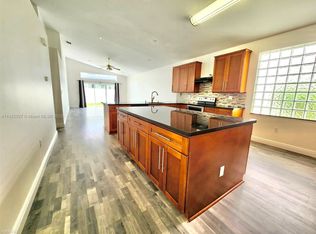 17526 SW 29th St, Hollywood, FL 33029