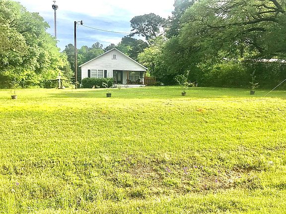 2nd image of 8032 N Us Highway 69