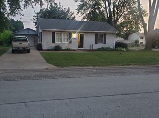 2711 W 67th St, Davenport, IA 52806