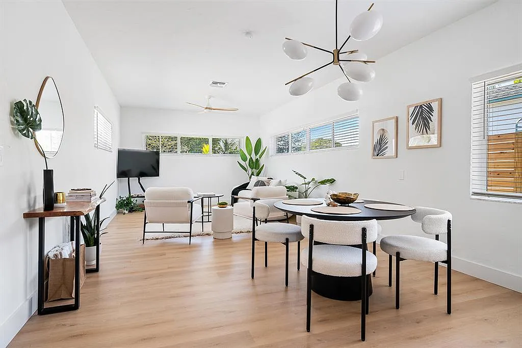 Studio, 2.0 bath, 1351 sqft, $4,500 — Photo 3