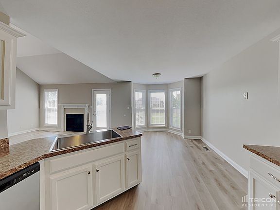 4th image of 1060 Cindy Jo Ct