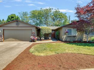 1990 SE Linden Pl, Gresham, OR 97080