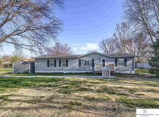 402 Pine St, South Bend, NE 68058