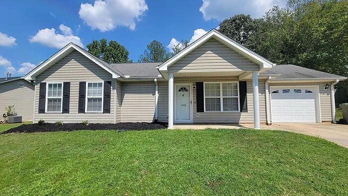 1008 Autumn Leaf Ln