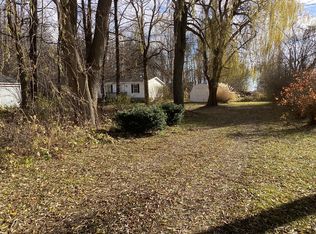 10340 Fillmore St, Zeeland, MI 49464