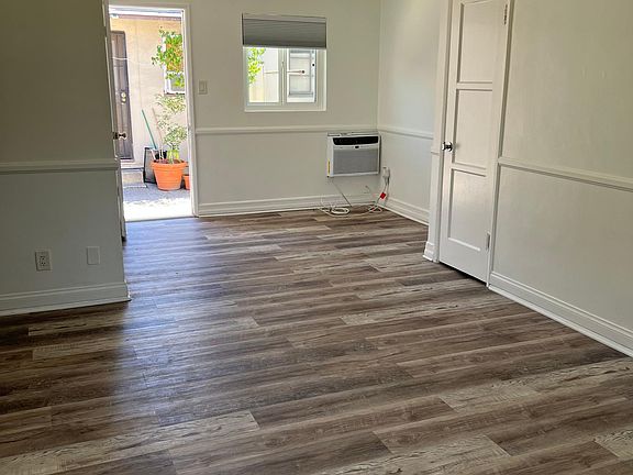 2nd image of 6329 1/2 Fulton Ave